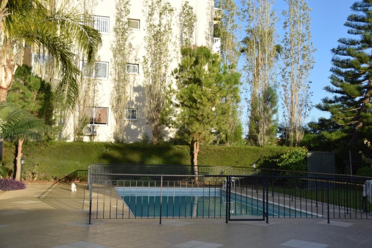 Raise Cosy Studio With Pool In Limassol Ngoại thất bức ảnh