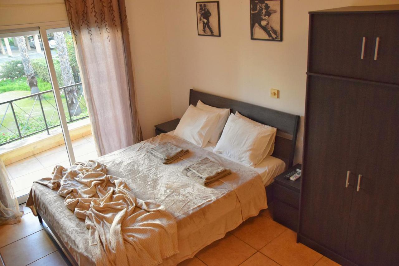 Raise Cosy Studio With Pool In Limassol Ngoại thất bức ảnh